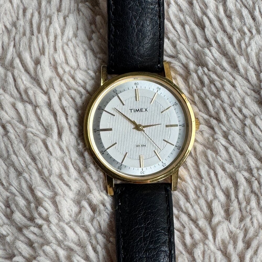 Timex Gold & Black Leather Watch – Classic & Minimalist